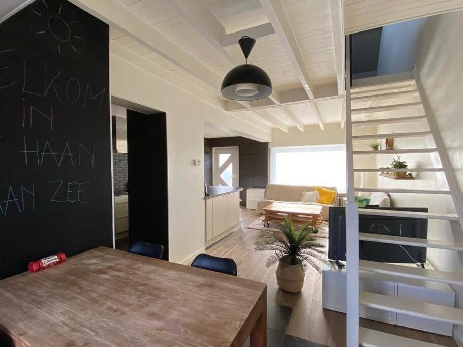 Cosy Beachhouse Within Walking Distance Of The Sea Villa De Haan Eksteriør billede
